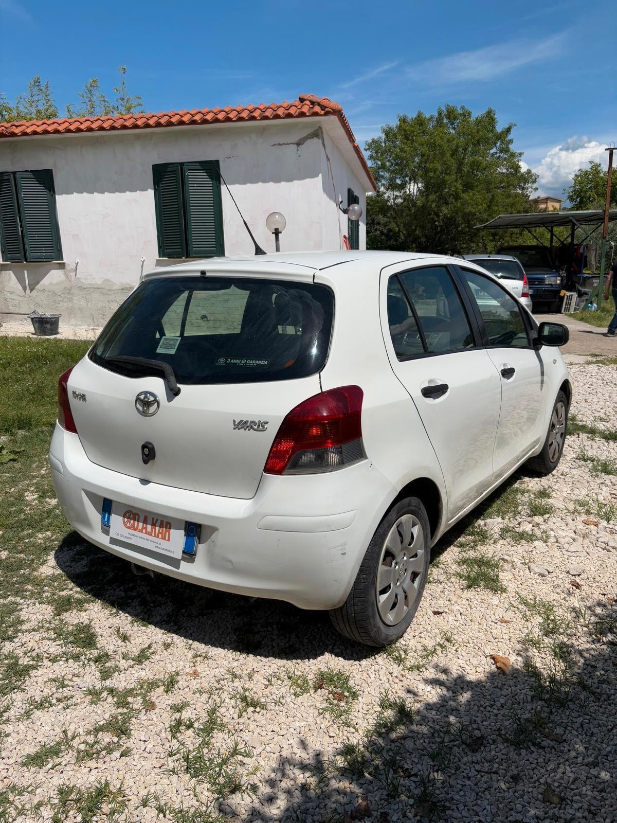 Toyota Yaris 1.3 5 porte