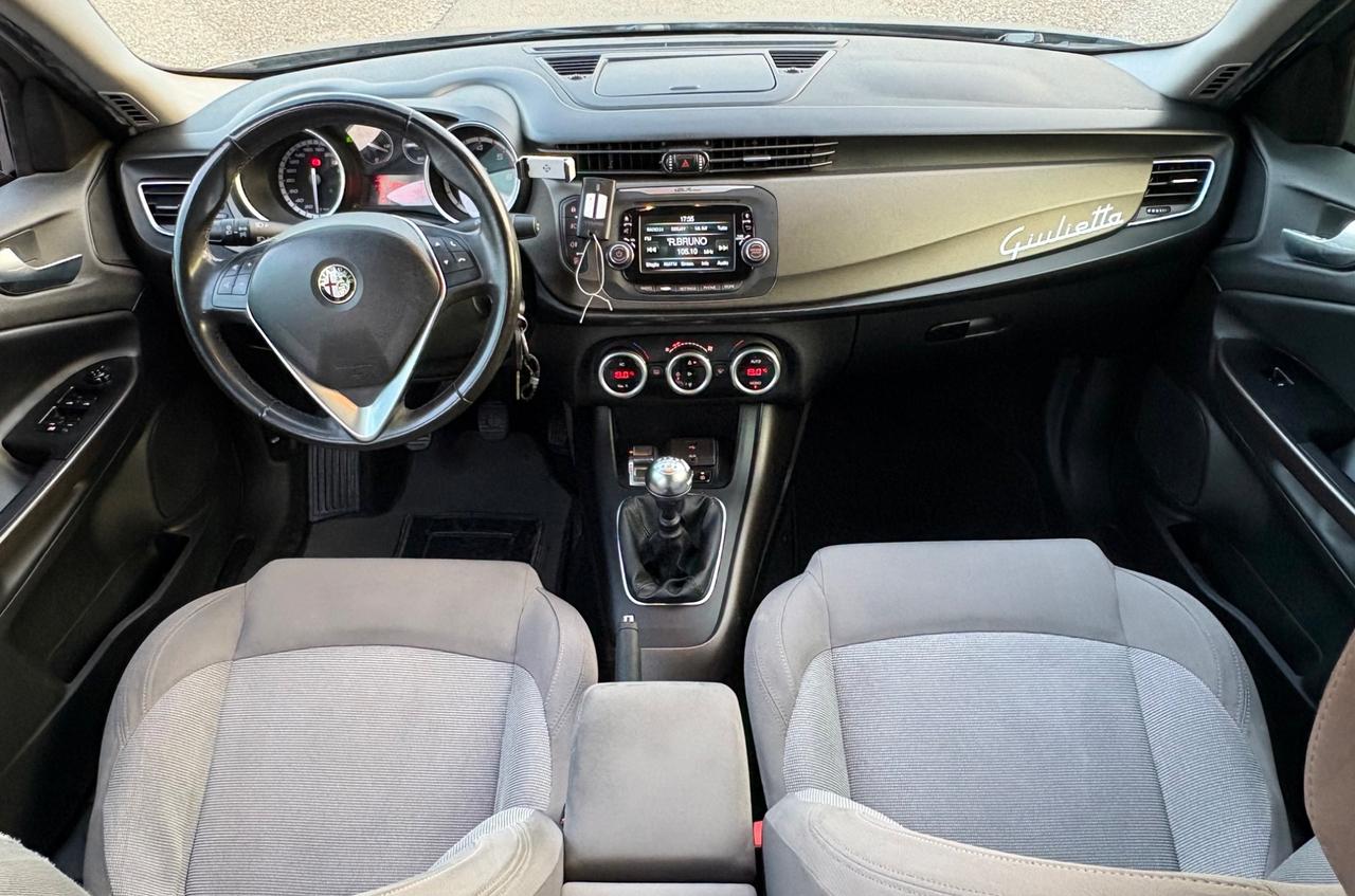 Alfa Romeo Giulietta 1.6 JTDm-2 105 CV Distinctive