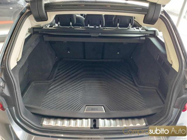 BMW 318 d Touring Luxury