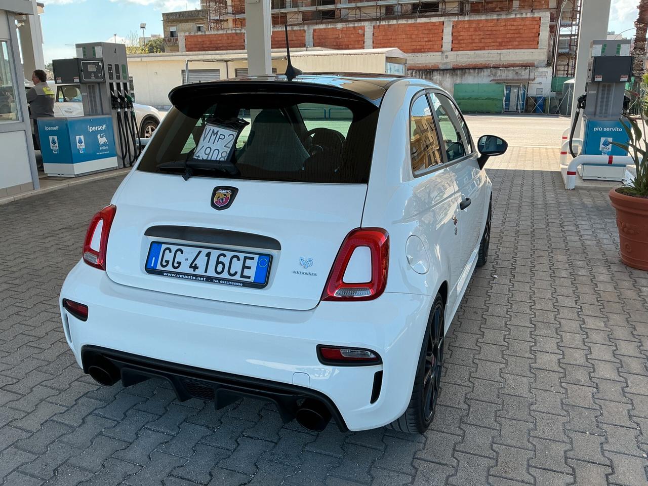 Abarth 595 1.4 Turbo T-Jet 180 CV Esseesse