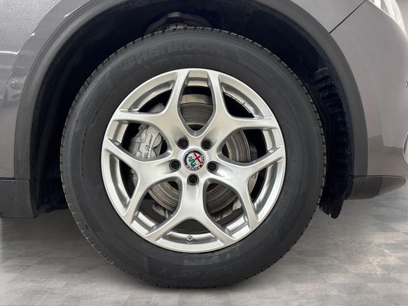 Alfa Romeo Stelvio 2.2 Turbo Business Q4 AT8