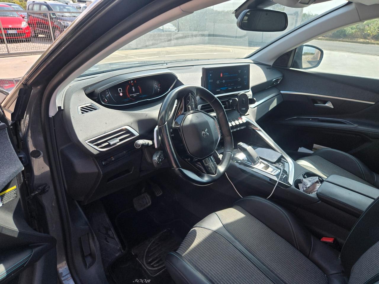 Peugeot 3008 BlueHDi 130 S&S EAT8 Allure