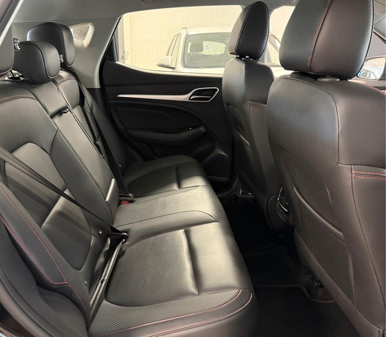 Mg ZS EV Luxury 72 kWh