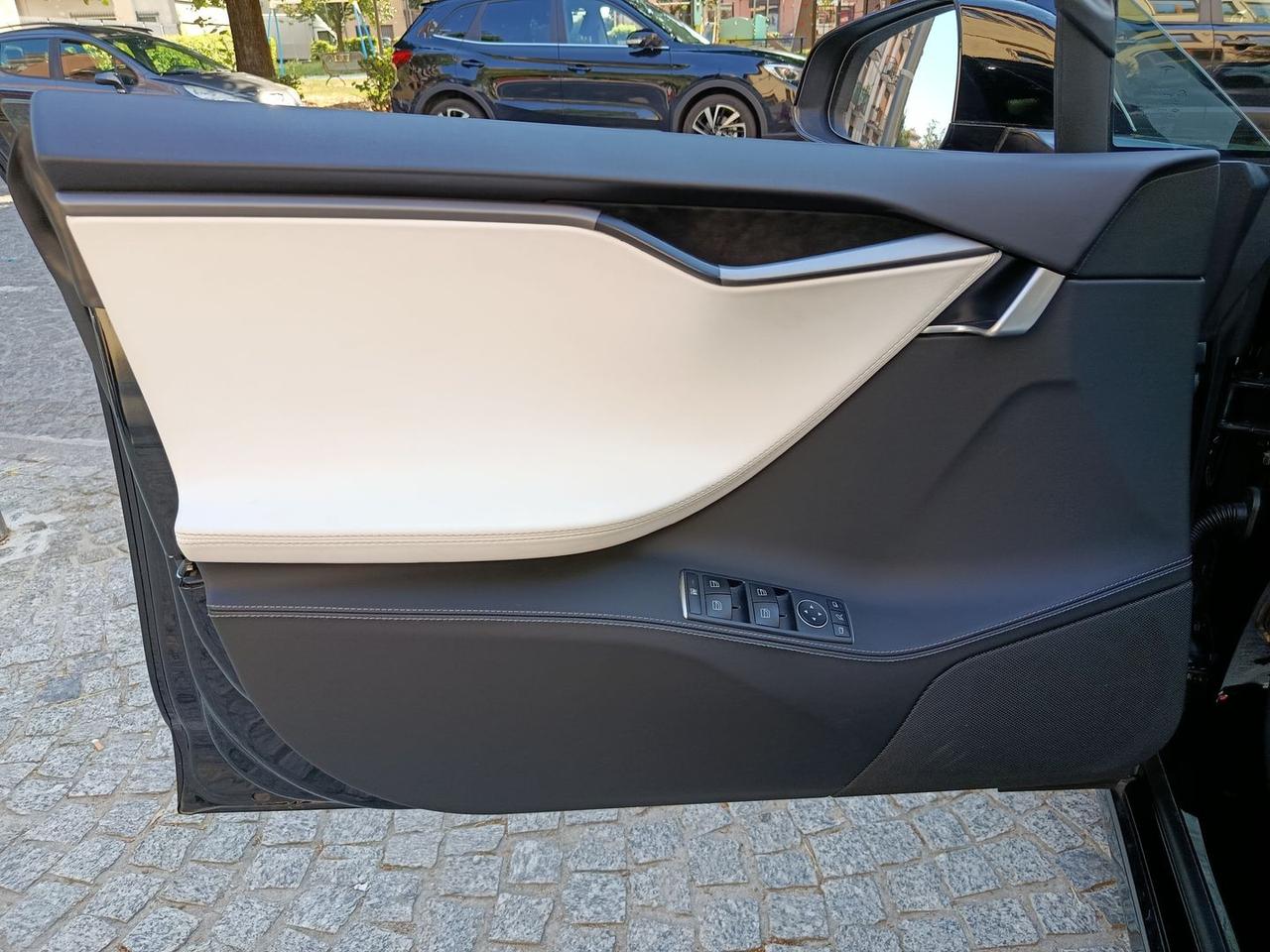 Tesla Model S 60d #6106