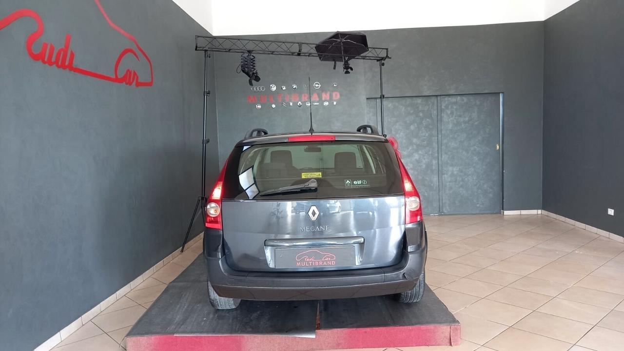 Renault Megane Mégane 1.6 16V Grandtour Luxe Dynamique