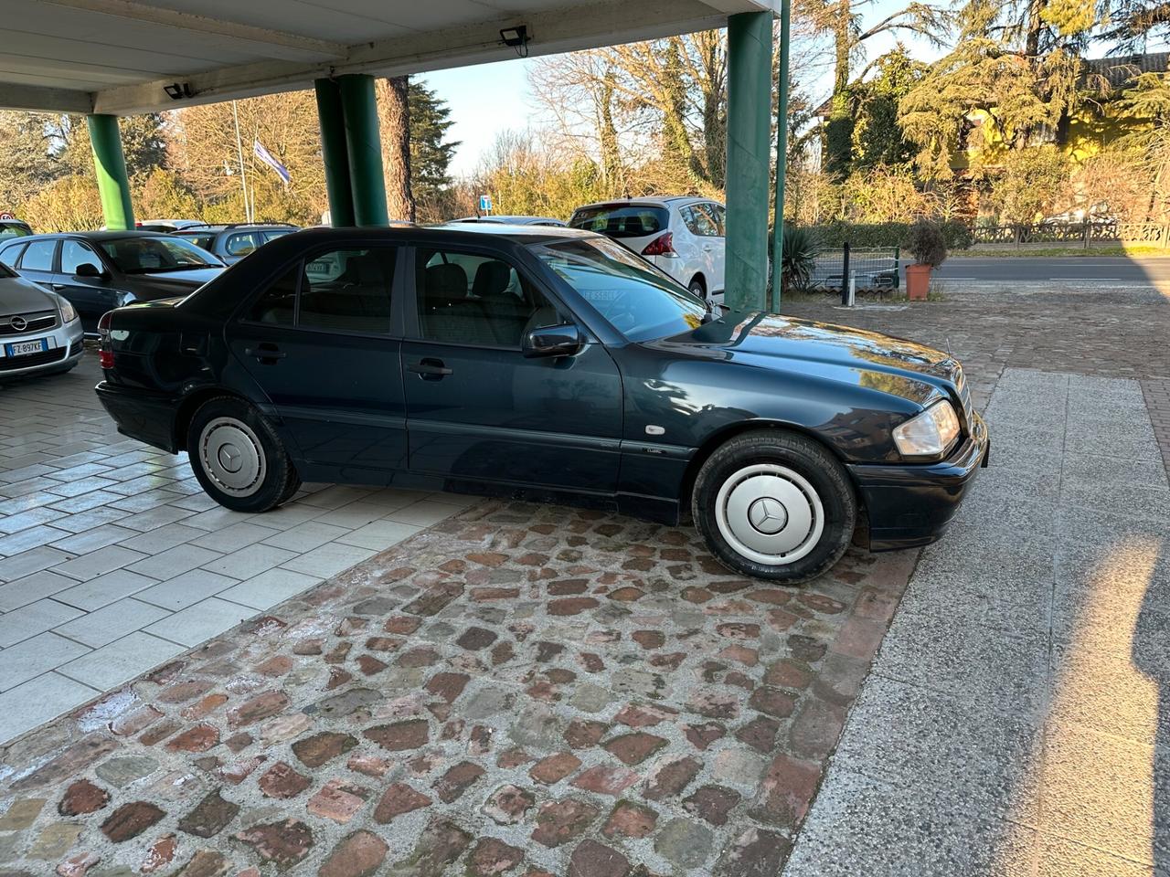 Mercedes-benz C 220 D Classic