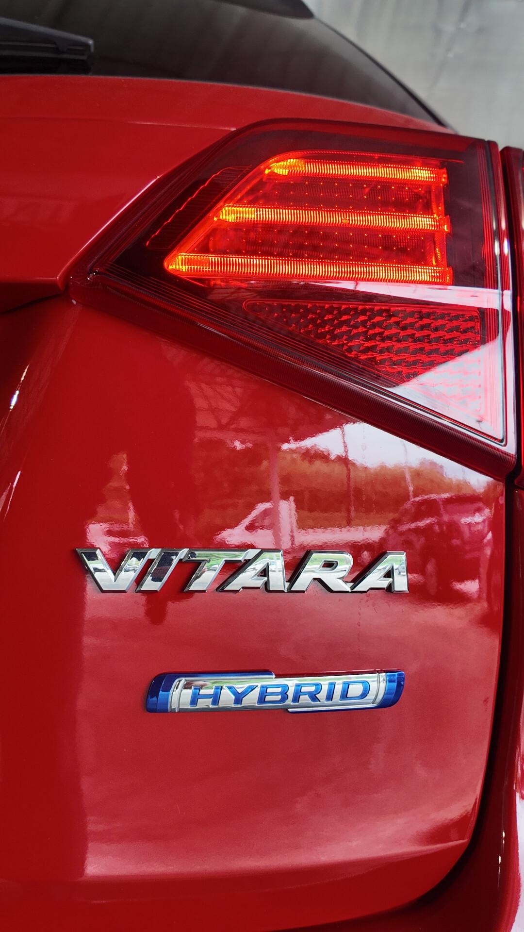 Suzuki Vitara 1.4 Hybrid Starview