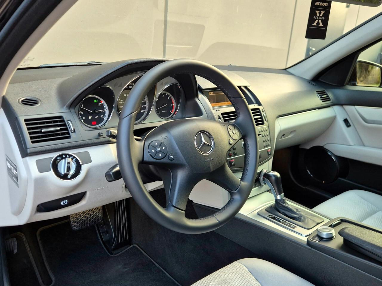 Mercedes-benz C 350 CDI BlueEFFICIENCY Avantgarde