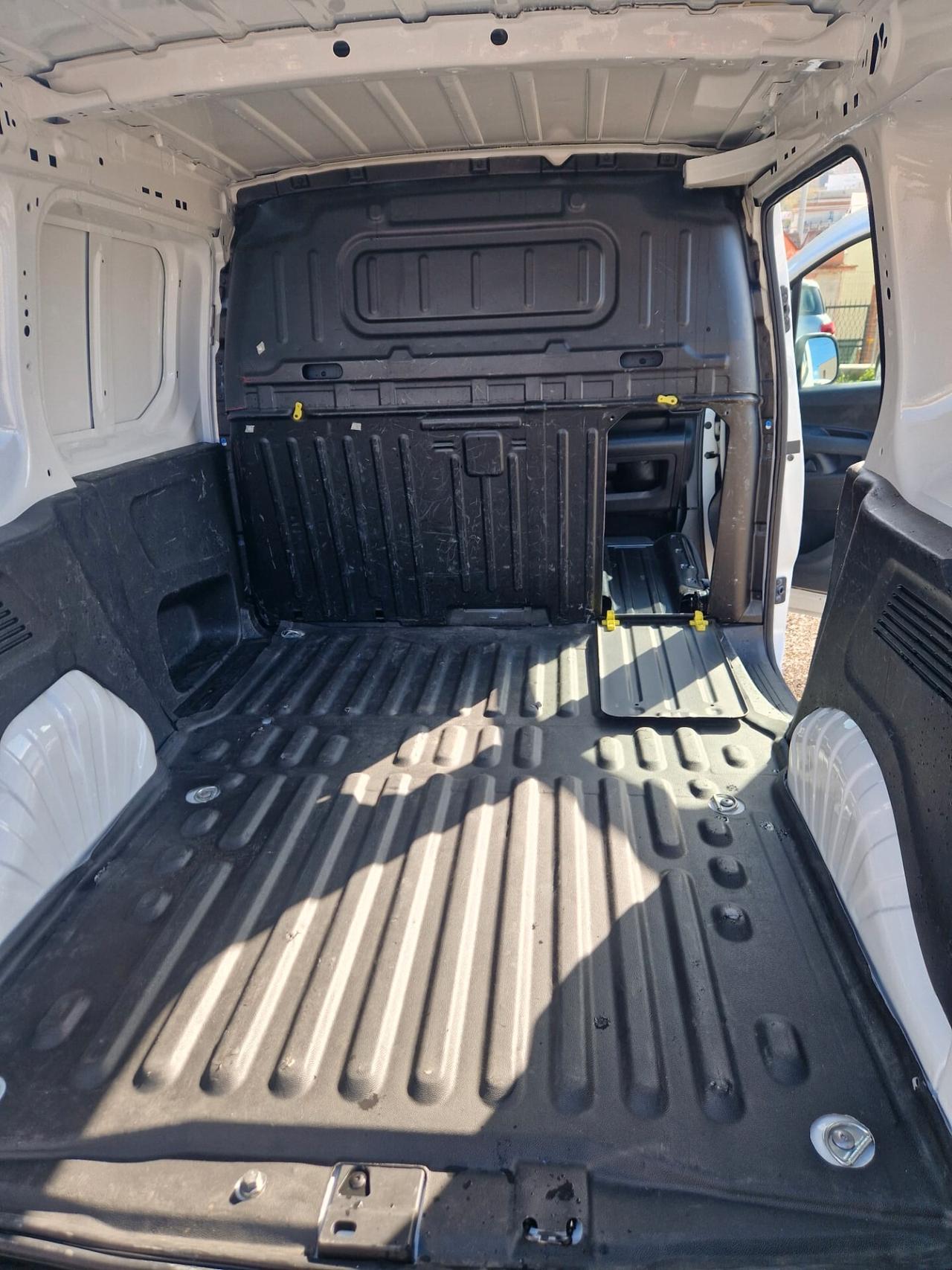 Opel Combo 1.5 Diesel 102CV Edition