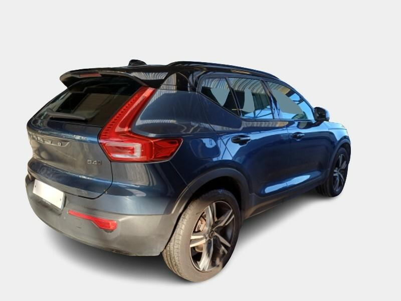 VOLVO XC40 B4 AWD automatico R-Design