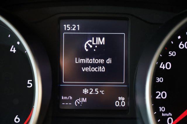 VOLKSWAGEN Tiguan 2.0 TDI Sport R-LINE 19" Full LED ACC Radar