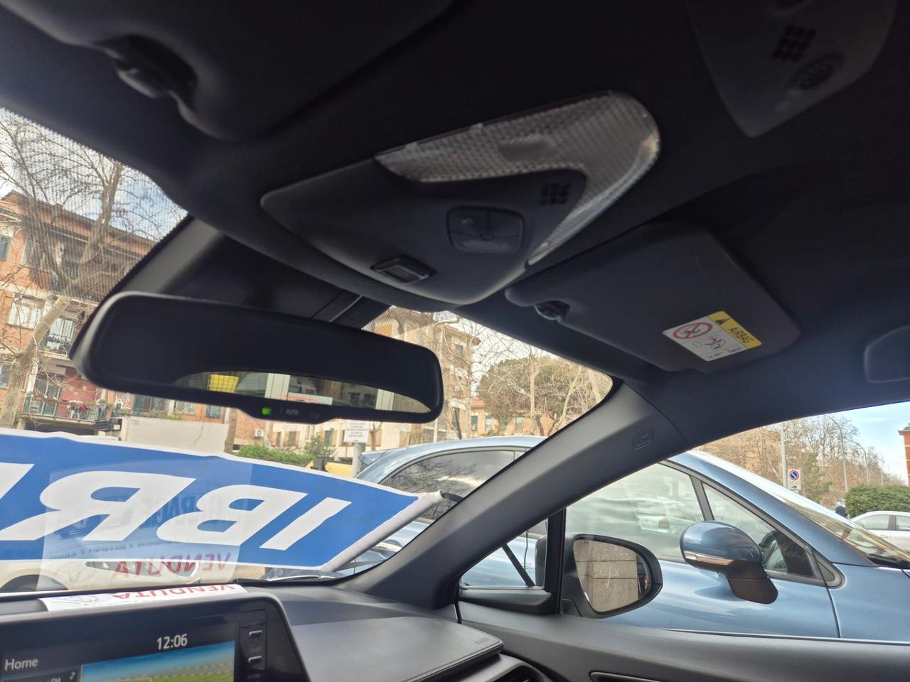 Toyota C-HR 1.8 Hybrid E-CVT Business