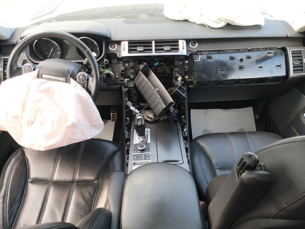 Land Rover Range Sport 3.0 TDV6 HSE - SINISTRATA