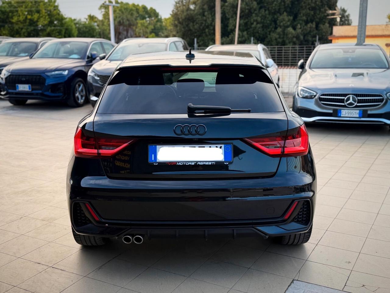 Audi A1 SPB 40 TFSI S tronic Identity Black Garanzia 12 Mesi