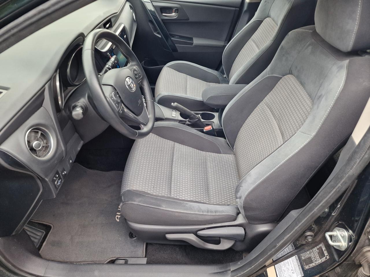 Toyota Auris 1.8 Hybrid Station Wagon