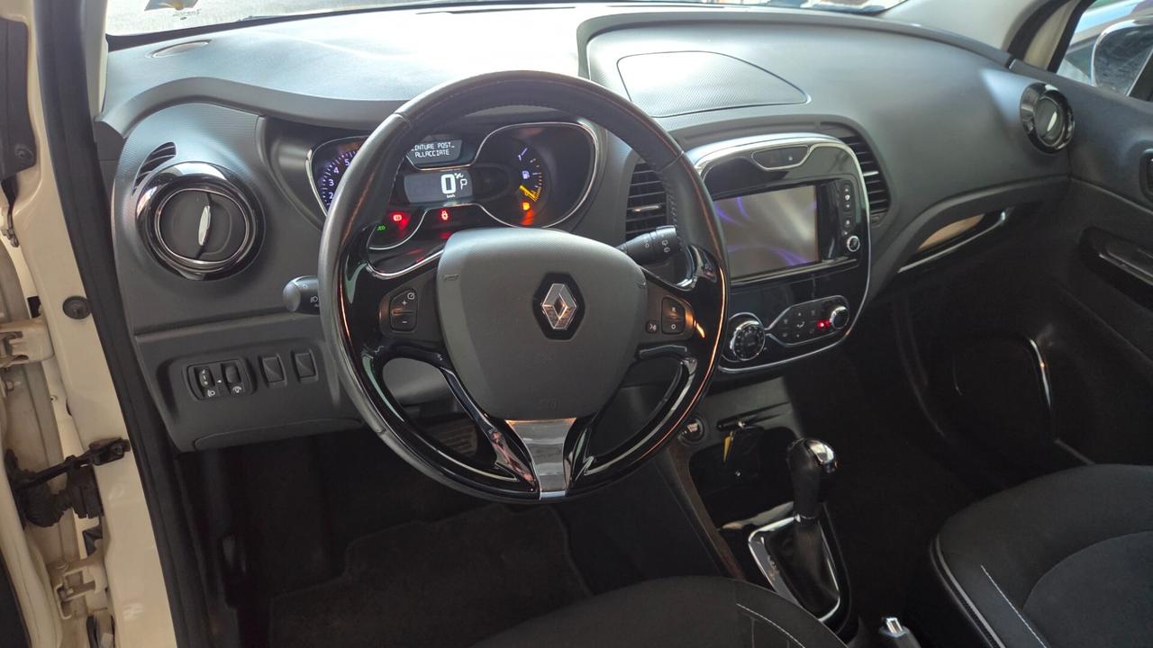 Renault Captur 1.2 TCe 120 CV EDC Energy R-Link unico proprietario