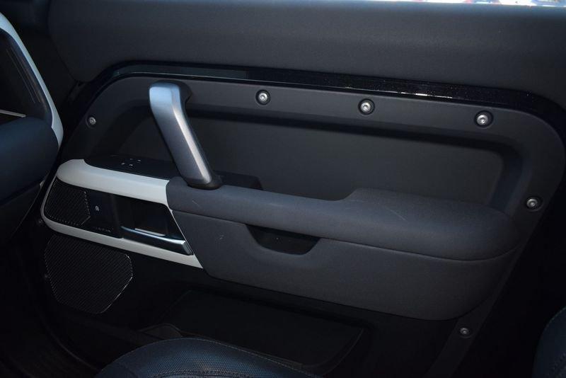 Land Rover Defender Defender 90 3.0D I6 250 CV AWD Auto X-Dynamic SE IVA ESPOSTA