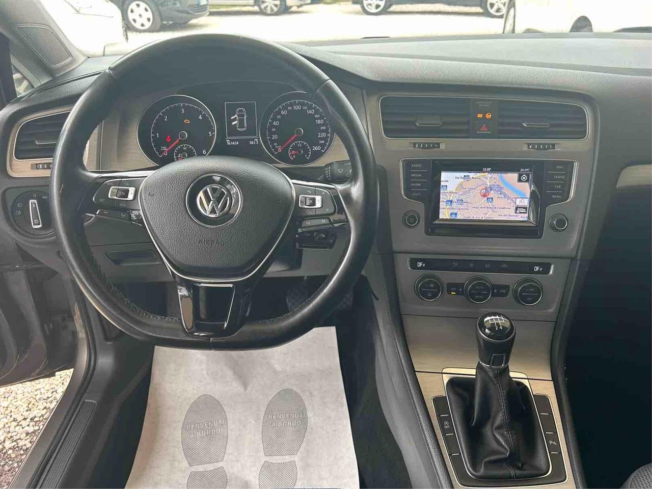 VW Golf 1.6TDI BUSINESS NAVI FULL GARANZIA