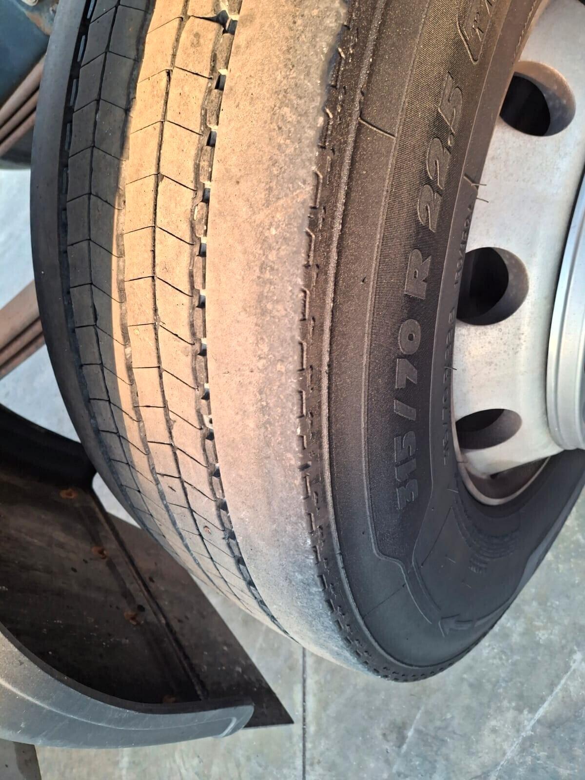 SCANIA R 440 4 ASSI EURO 5 A TELAIO CAMBIO MANUALE