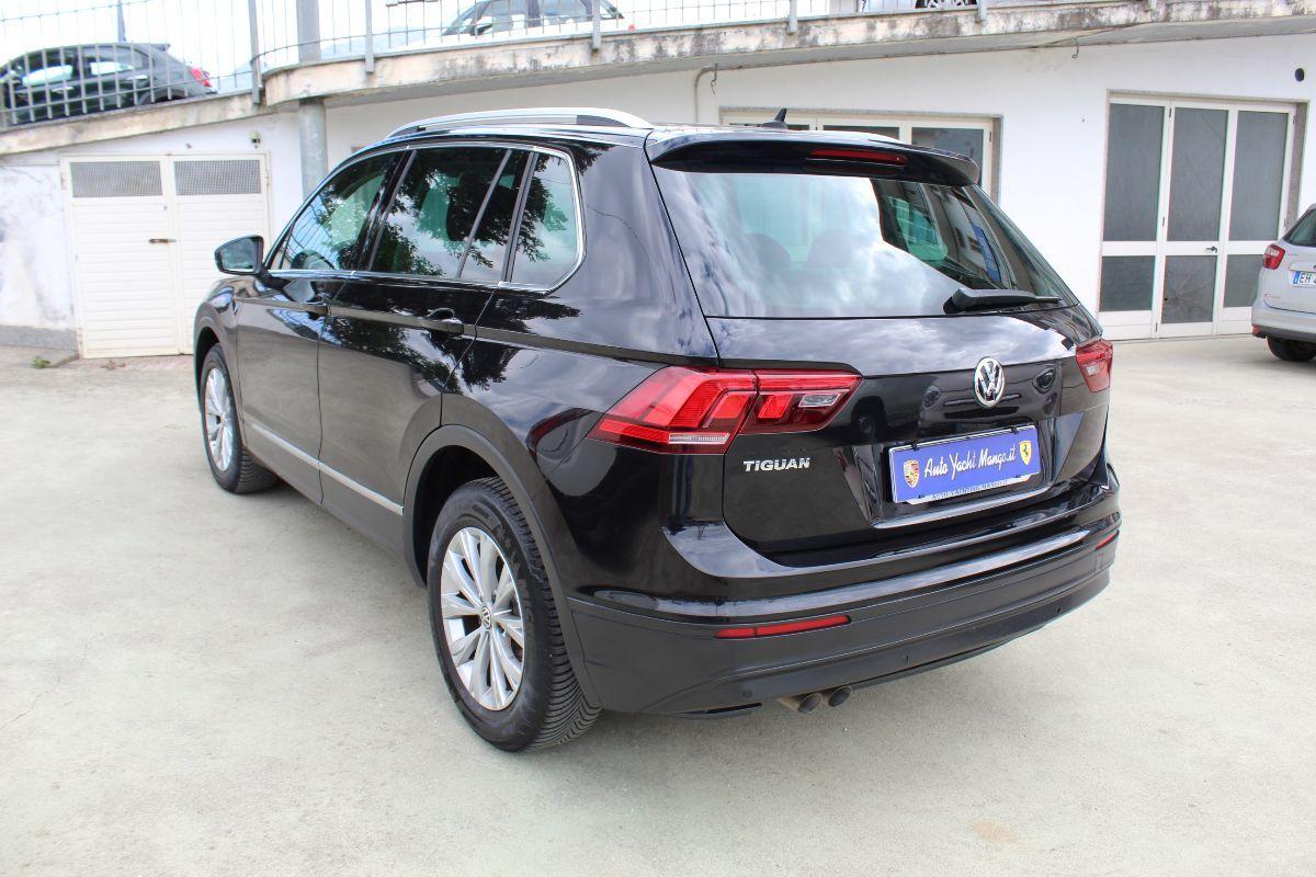 VOLKSWAGEN - Tiguan - 2.0 TDI DSG Advanced BMT