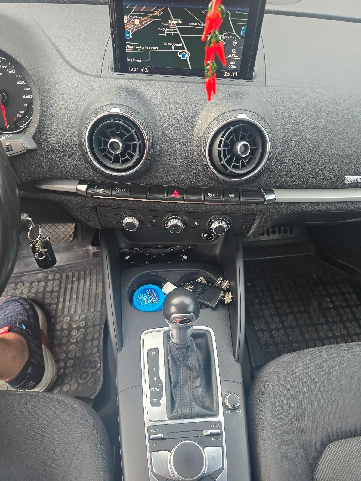 Audi A3 Sedan 1.6 TDI 116 CV S tronic Business