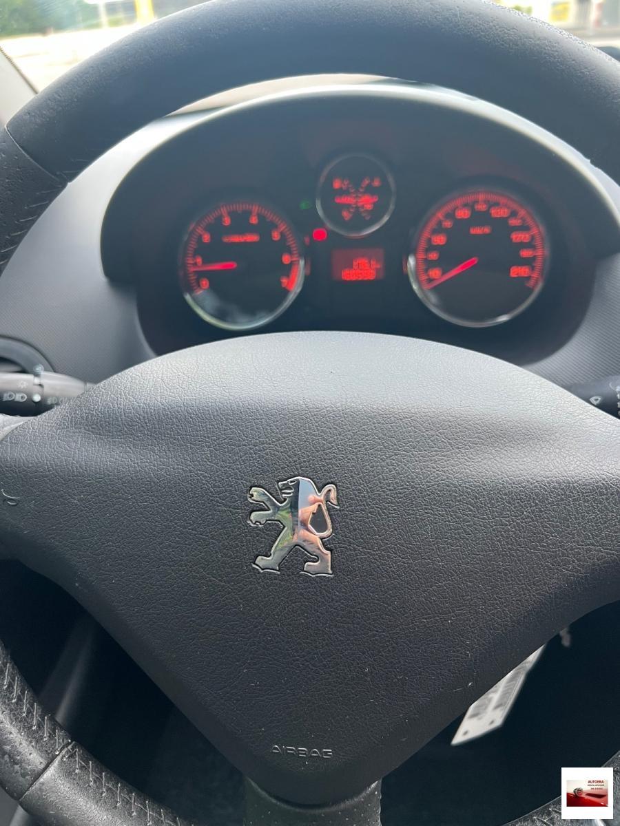 PEUGEOT - 206 - 1.1 60CV 5p. Trendy