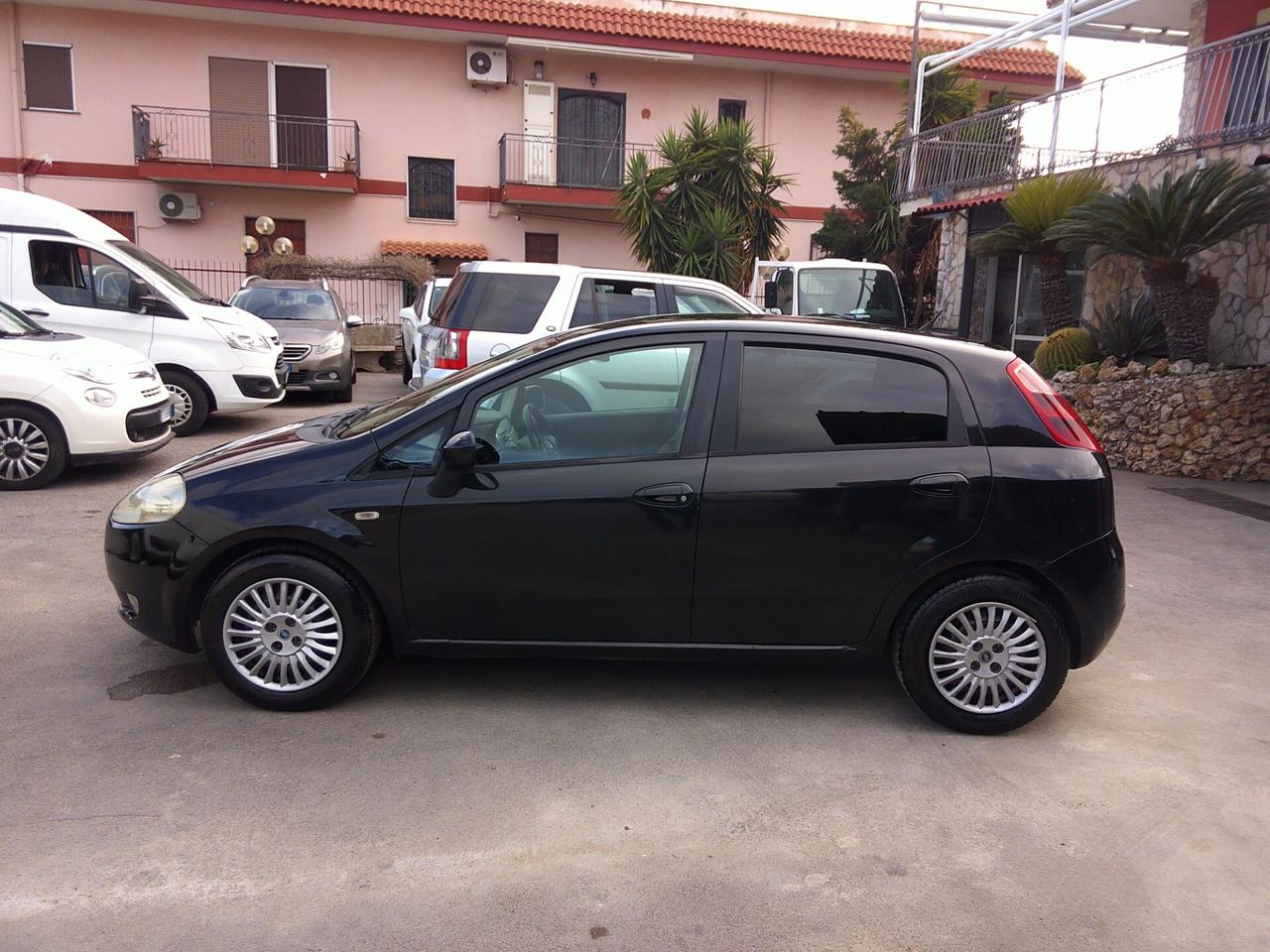 Fiat Grande Punto Grande Punto 1.3 MJT 90 CV 5 porte Dynamic 06