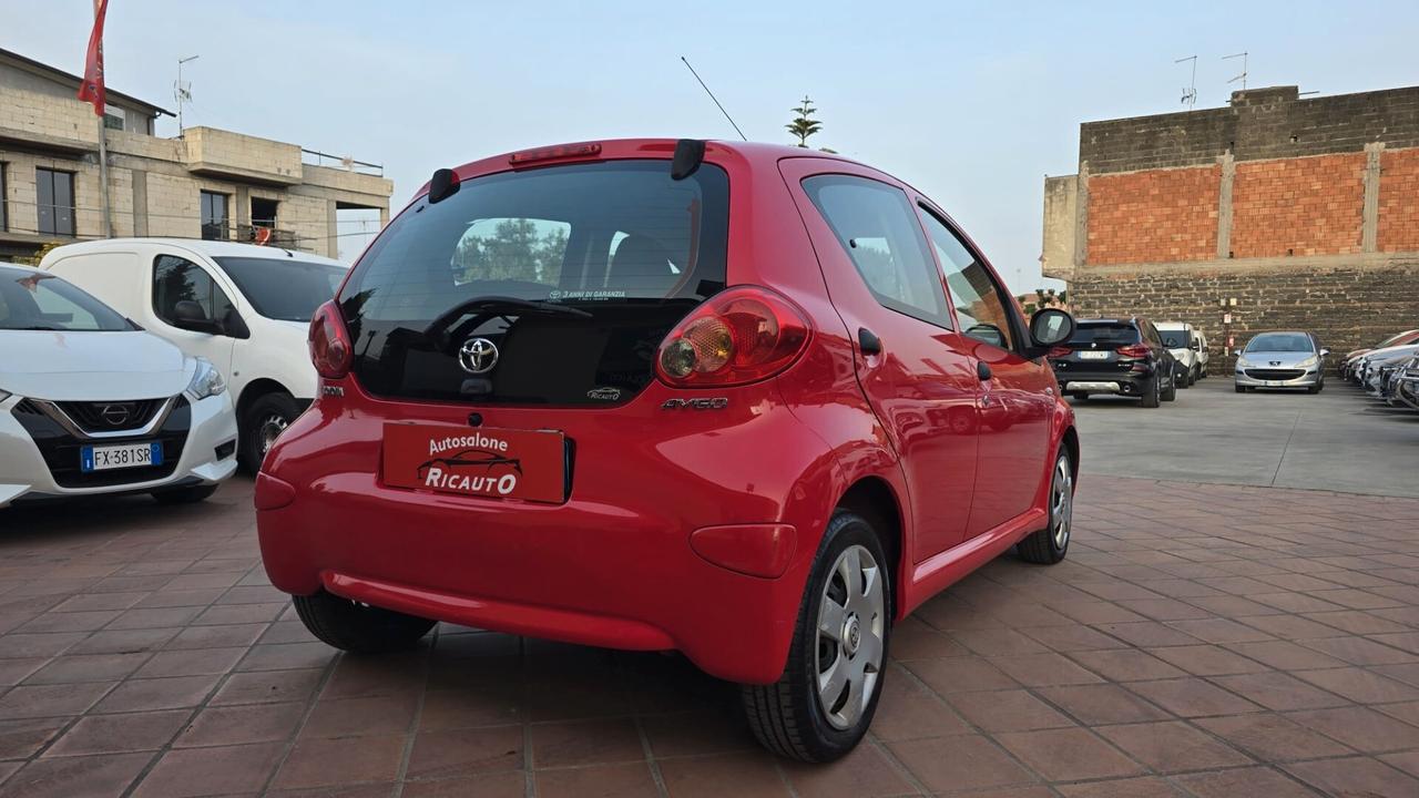 Toyota Aygo 1.0 12V VVT-i 5 porte