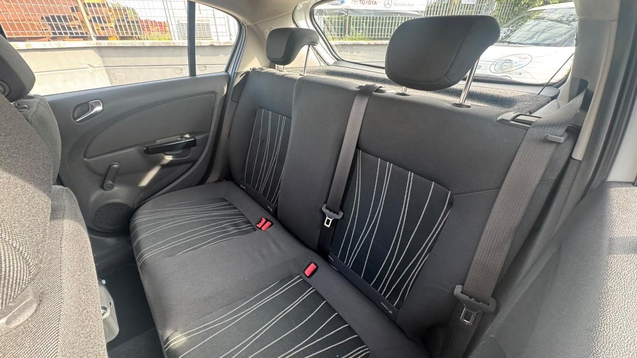 Opel Corsa 1.2 85CV 5 porte GPL-TECH Club