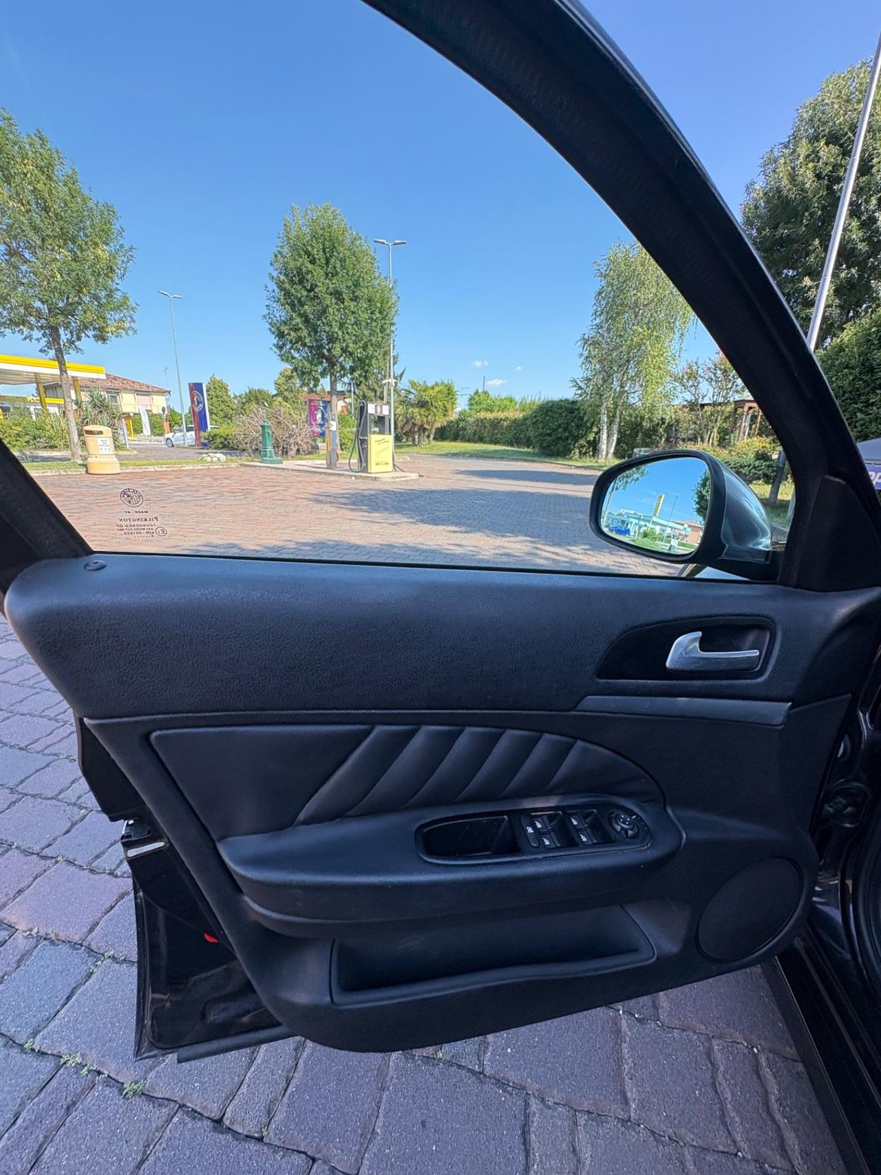 1.9 JTDm 16V Sportwagon Sport Q-Tronic Aut.
