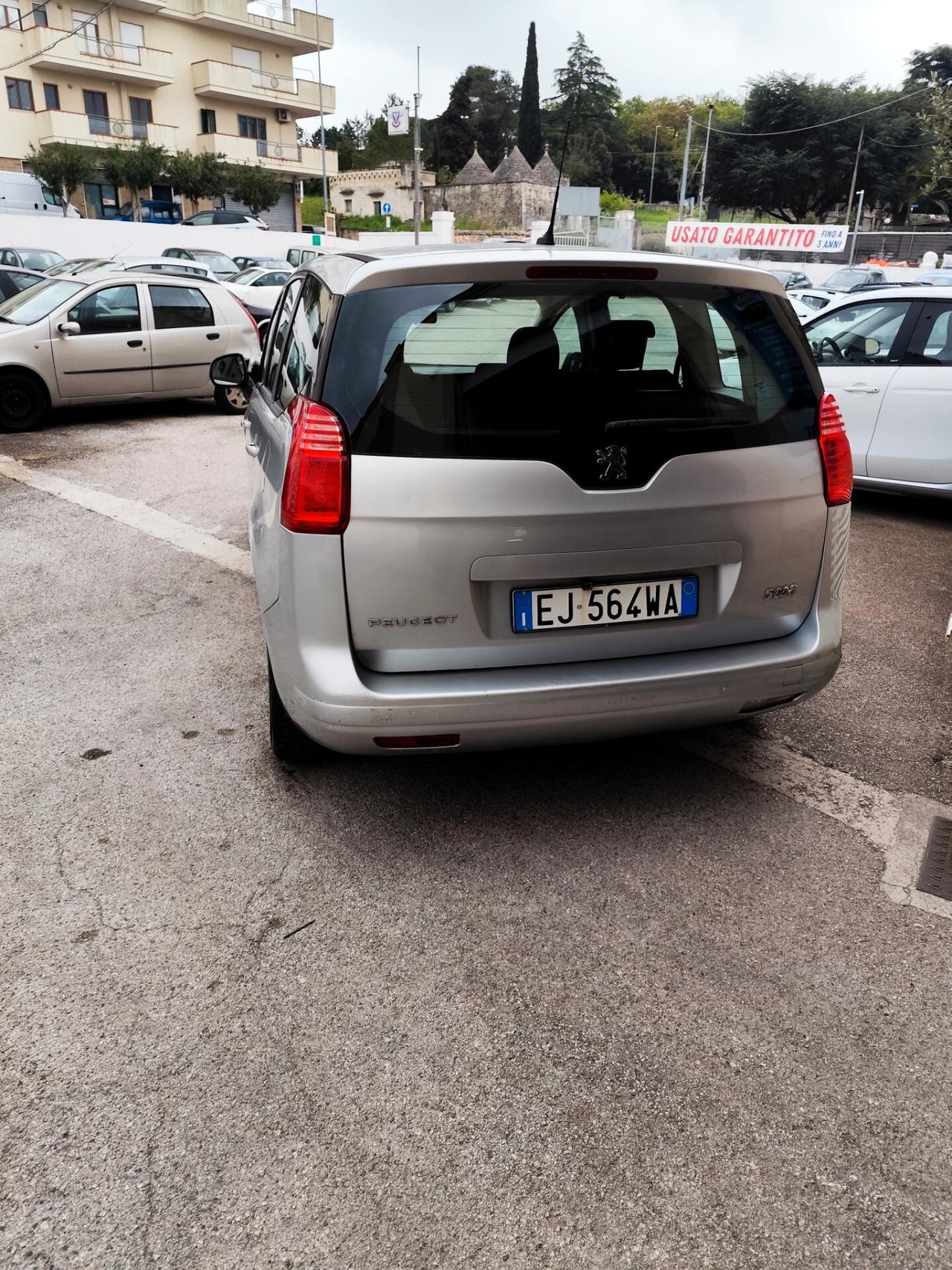 Peugeot 5008 1.6 HDi 112CV Family