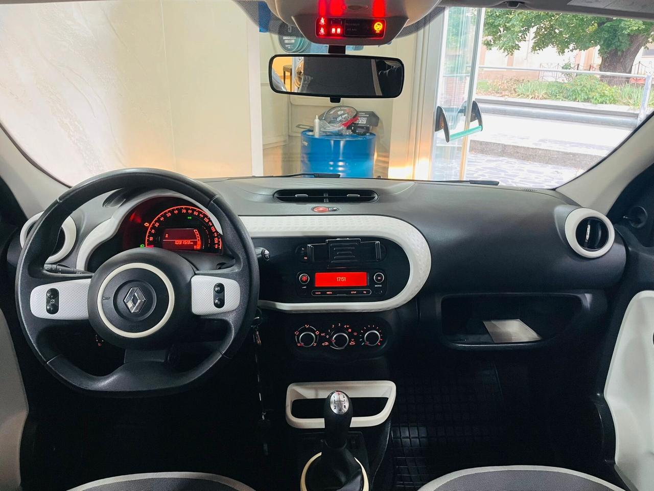 Renault Twingo 1.0 SCe Intens