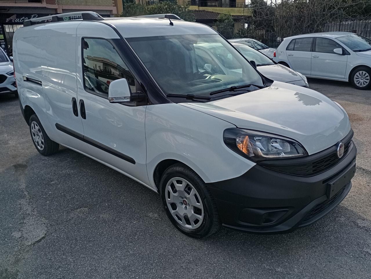 Fiat Doblo Cargo Maxi 1.6 Mjet 105CV Bus. 3 Posti