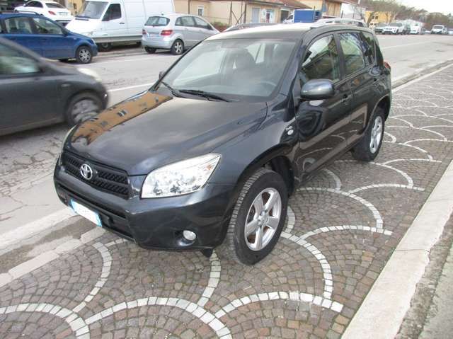 Toyota RAV 4 2.2 d-4d Luxury 136cv dpf full optional garantita