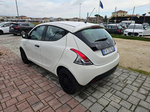 LANCIA Ypsilon 1.2 69 CV 5 porte S&S Elefantino Blu