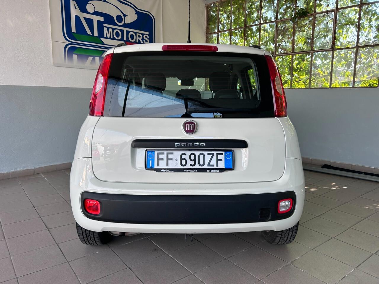 Fiat Panda 1.2 Lounge 5 Posti (Gancio traino)