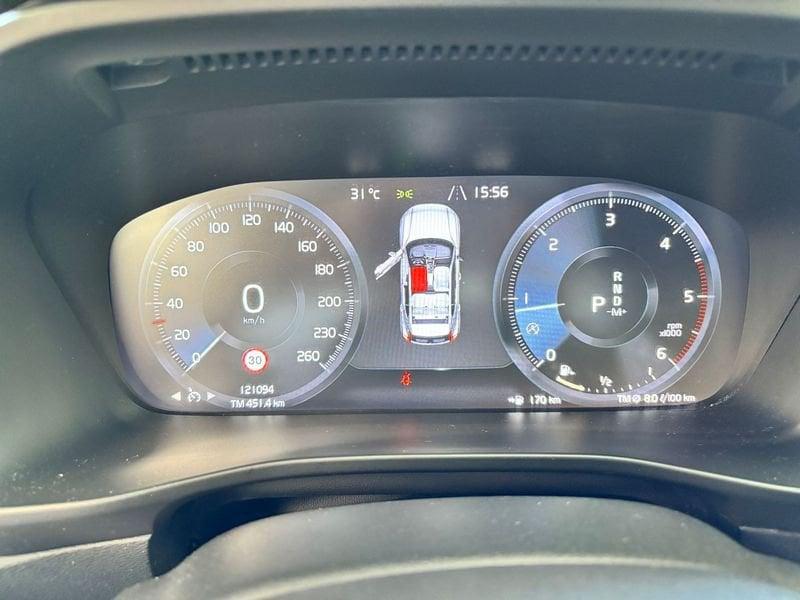 Volvo XC40 D4 AWD Geartronic R-Design