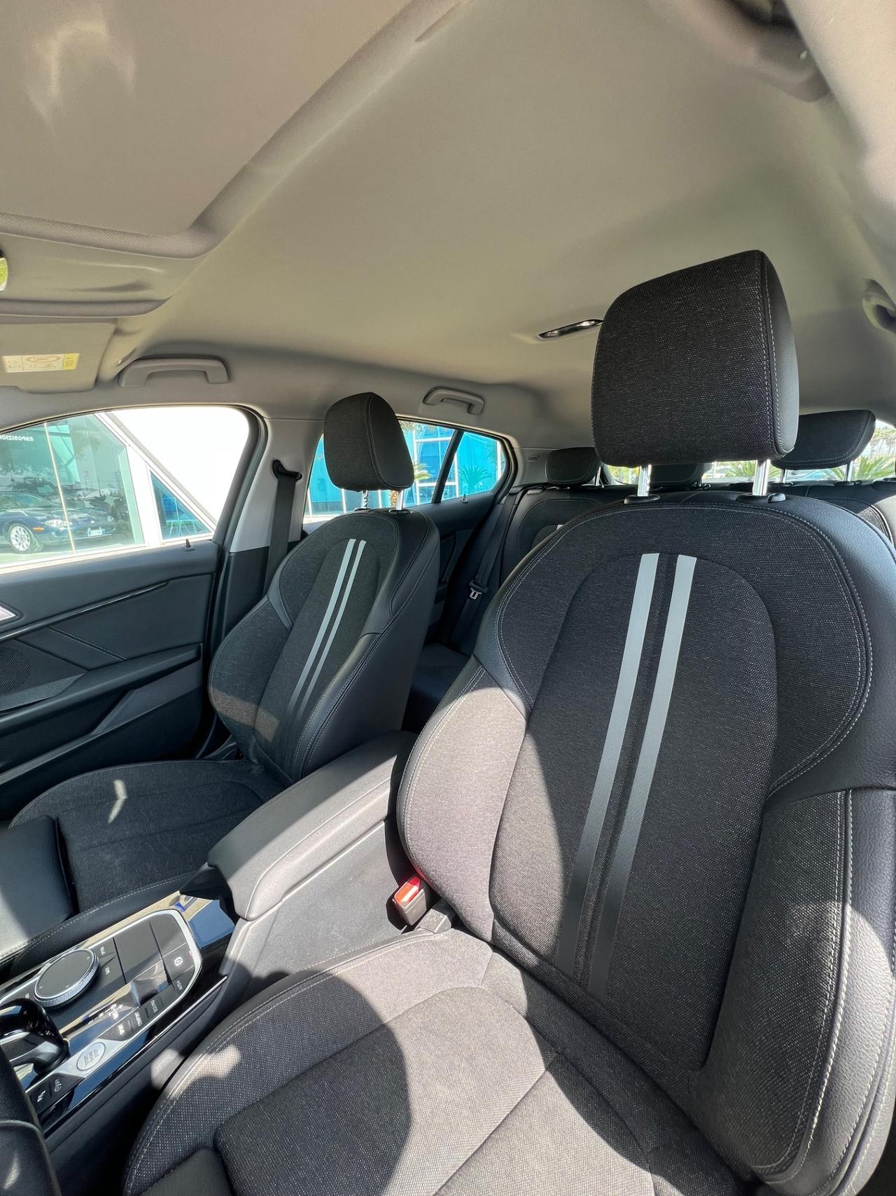 Bmw 118d Sport auto possibilità noleggio no scoring