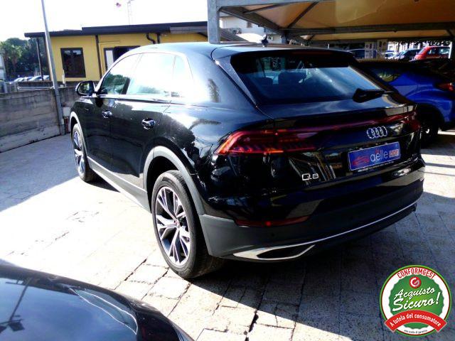 AUDI Q8 45 TDI quattro tiptronic Sport