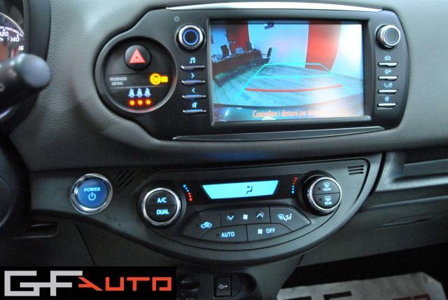 Toyota Yaris Yaris III 2017 5p 1.5h Active my18 * UNICO PROPRIETARIO *
