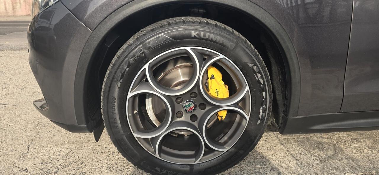Alfa Romeo Stelvio 2.2 Turbodiesel 190 CV AT8 RWD Executive