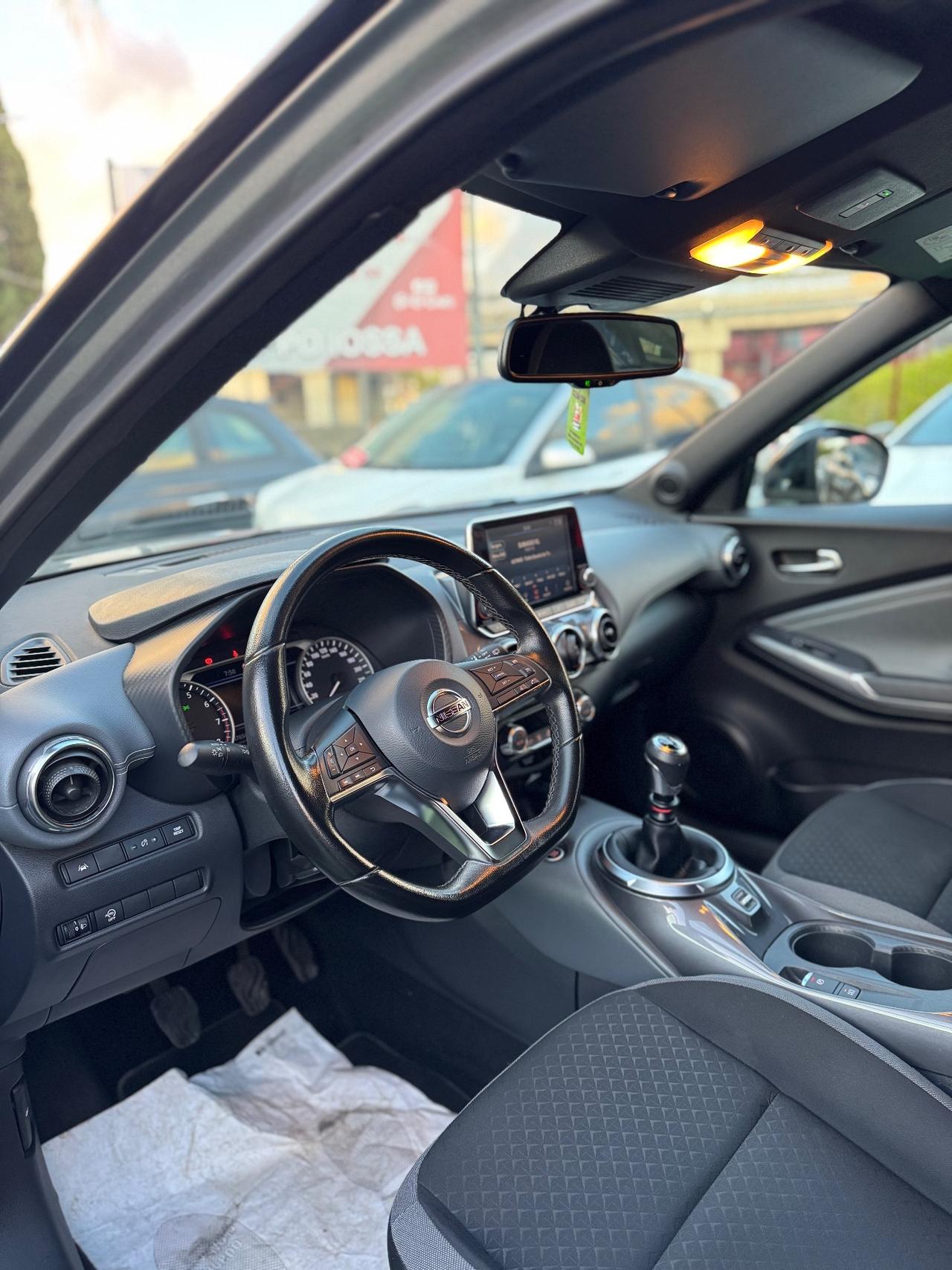 Nissan Juke 1.0 DIG-T 114 CV Tekna