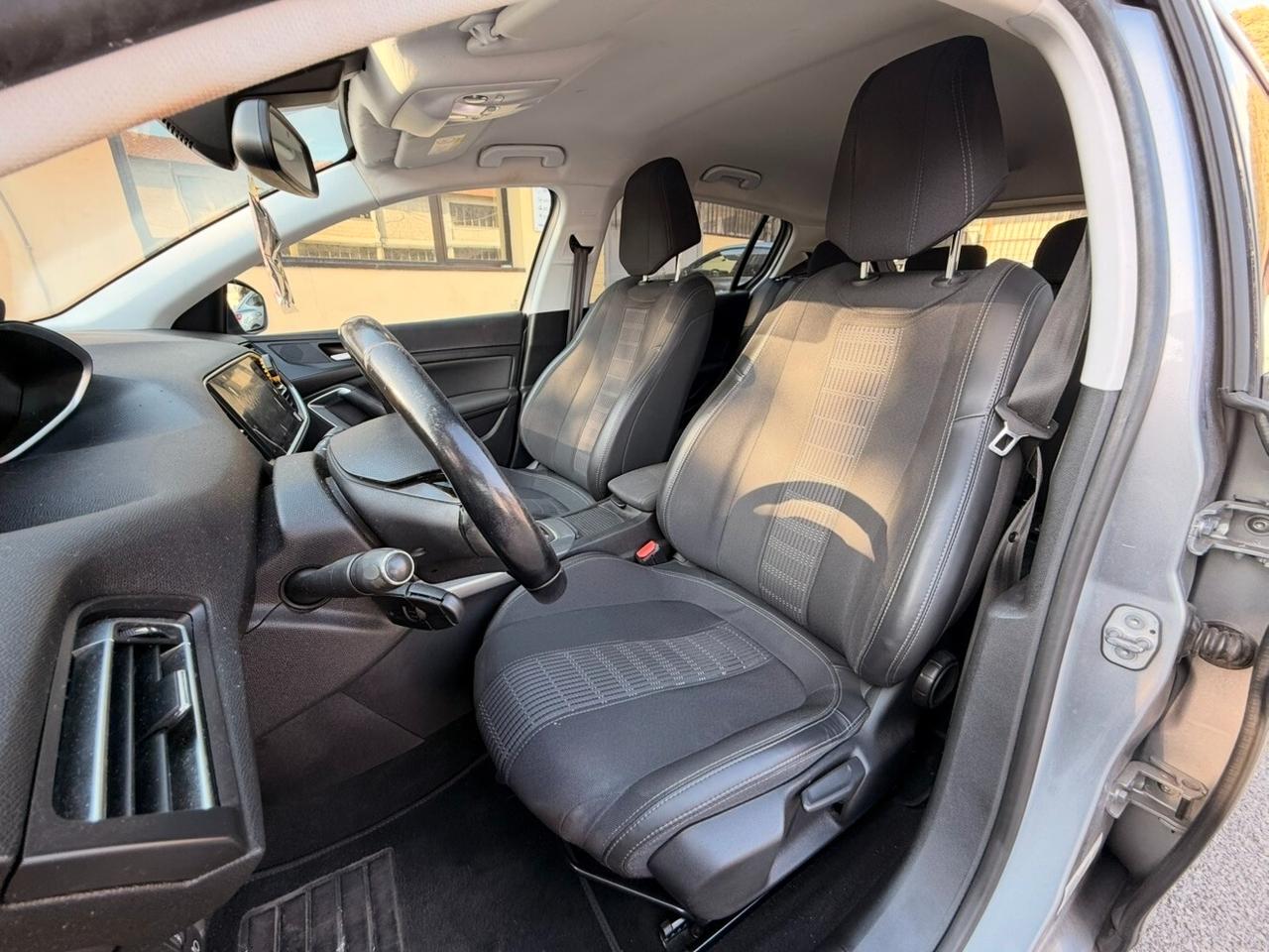 Peugeot 308 BlueHDi 120 S&S Active