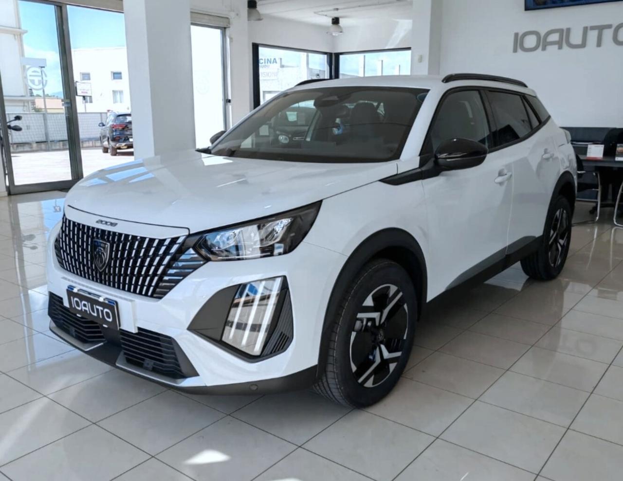 Peugeot 2008 1.2 100cv Allure KM ZERO 2025