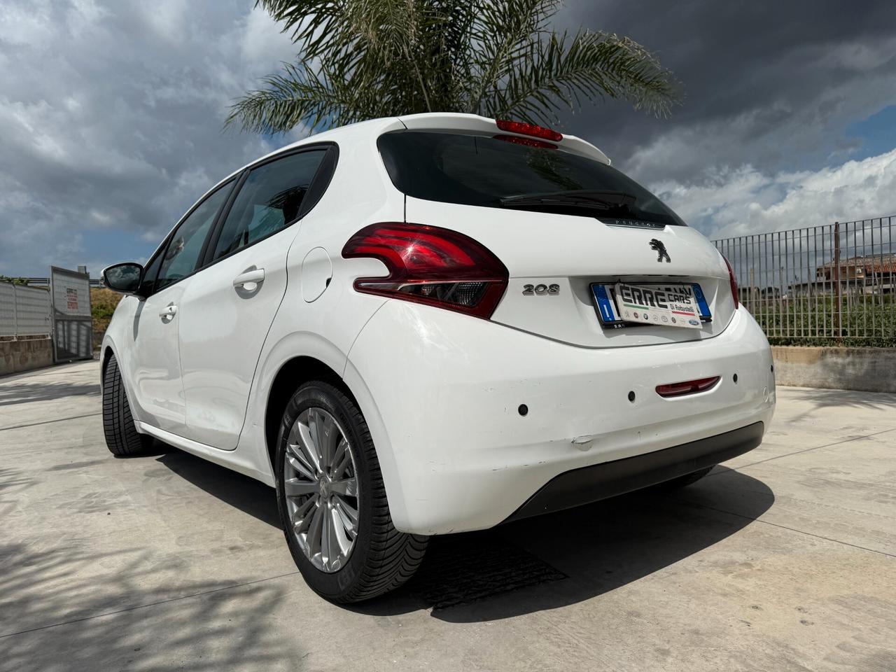 PEUGEOT 208 ANNO 2017 1.6 DIESEL 75 CV