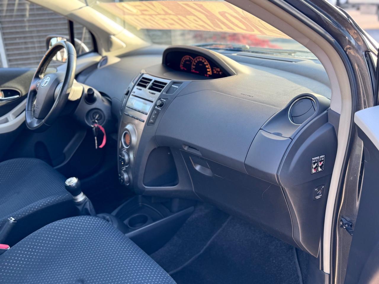 Toyota Yaris 1.0 Benzina 69cv 2010 90.000km