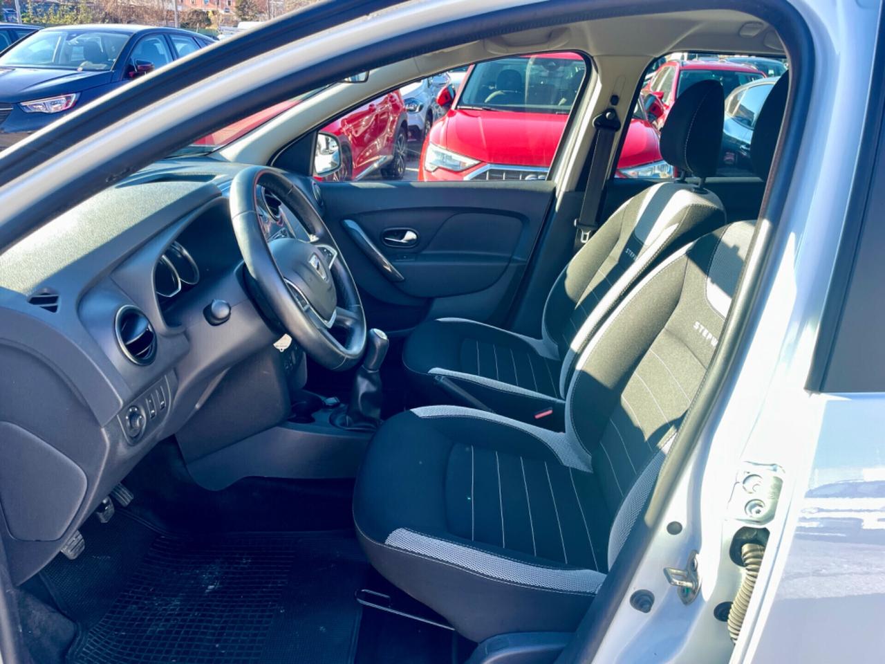 Dacia Logan MCV Stepway 1.5 dCi 90CV NAVI