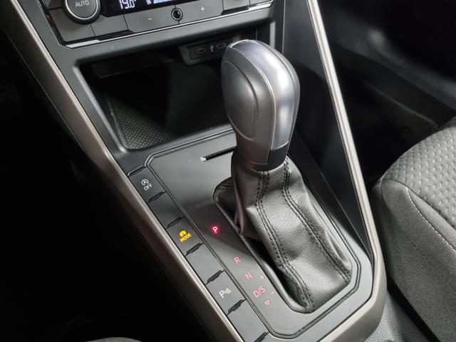 VOLKSWAGEN Polo 1.0 TSI DSG R-Line