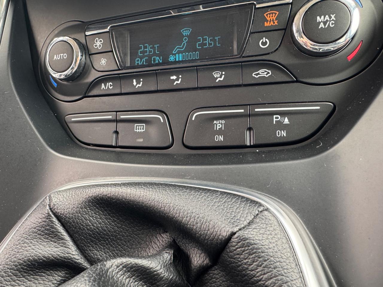 Ford C-Max 1.6 TDCi 115CV Titanium GANCIO TRAINO NEOPATENTATI