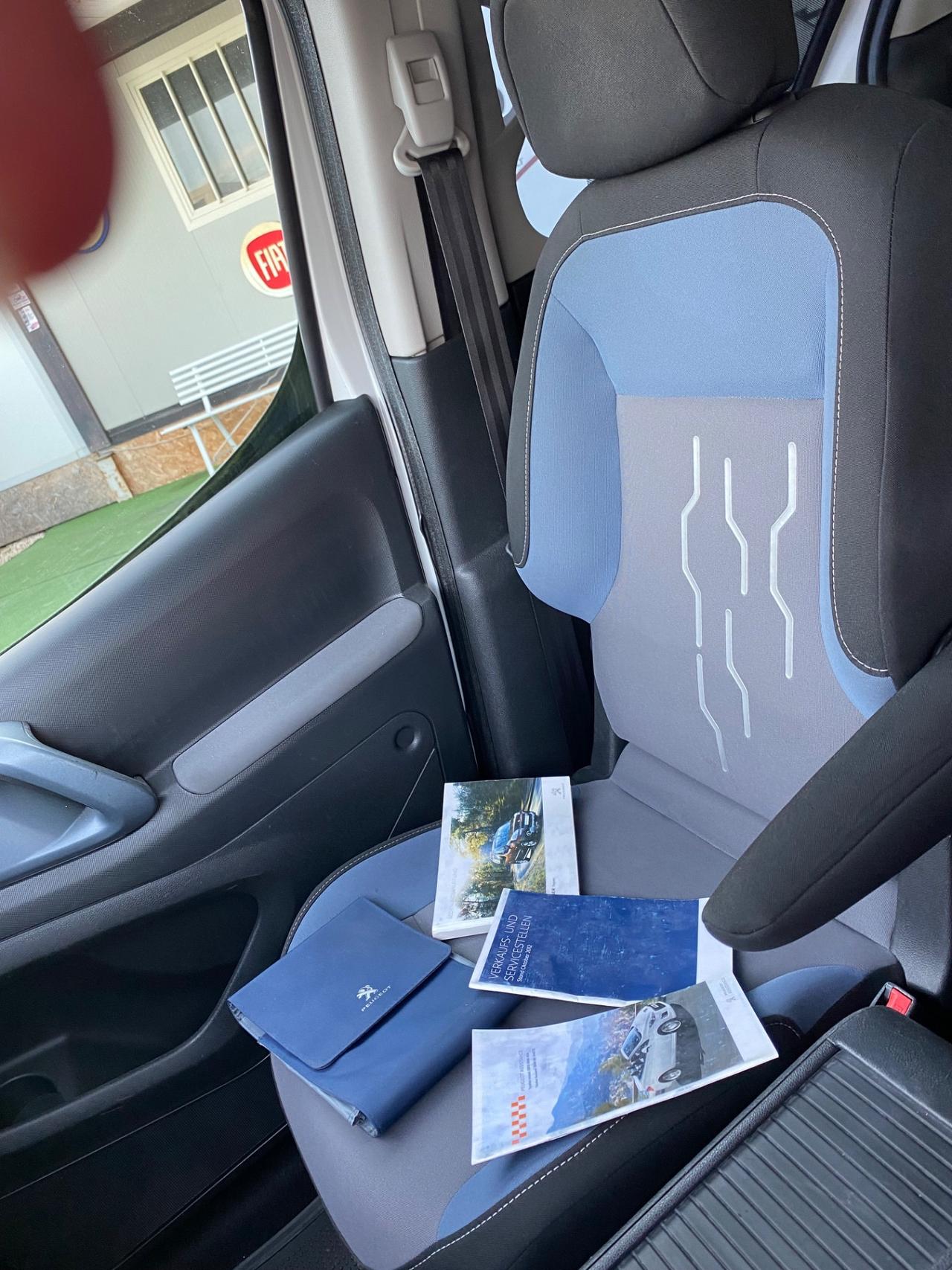 Peugeot Partner 1.6 HDI Pedana Disabile 2015